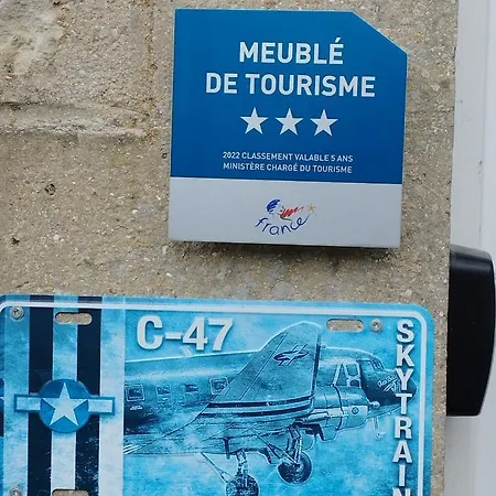 Le C-47 Proche Des Plages Du Debarquement بيت للعطل *
