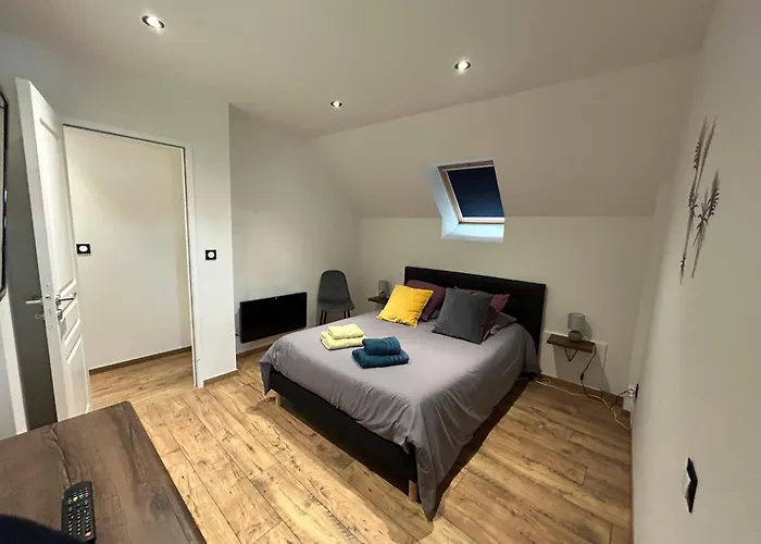 Holiday home Le C-47 Proche Des Plages Du Debarquement