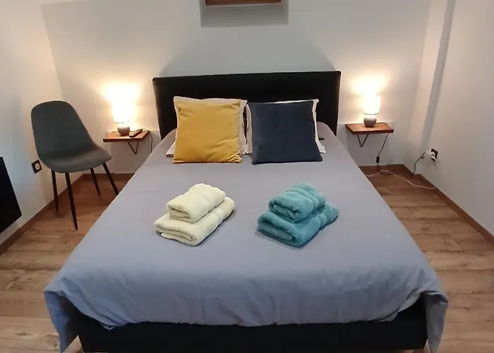 Le C-47 Proche Des Plages Du Debarquement *